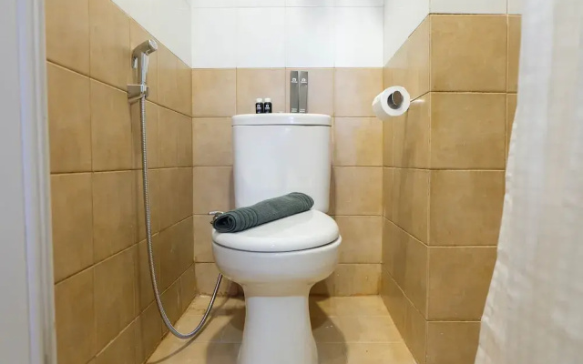 1BR Fully Furnished Apartment at Green Pramuka
