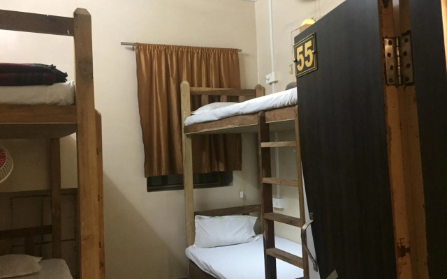 Baba Guest House – Guest Rooms – Varanasi