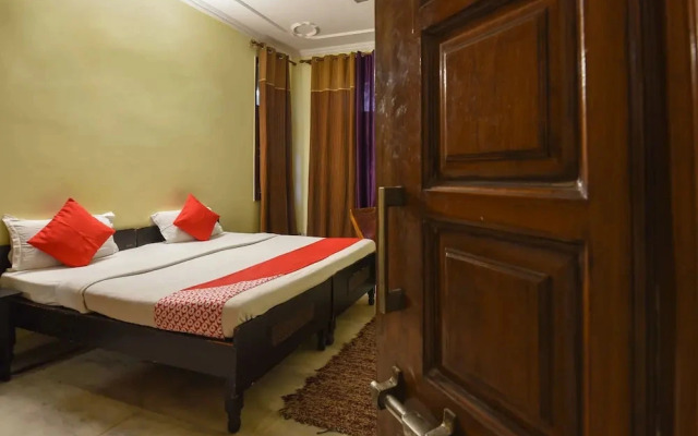 Rose View By OYO Rooms