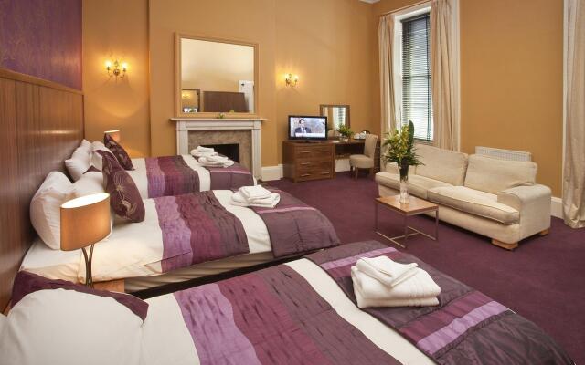 New Town Hotel