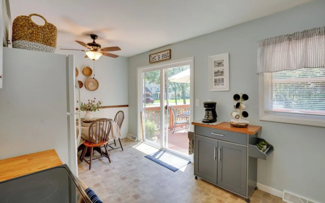 Saratoga Springs Haven w/ Pool + Fire Pit!
