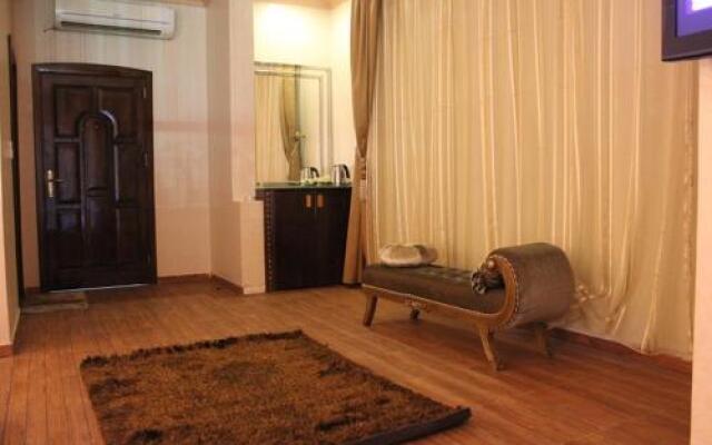 AL Bian Suites Hotel