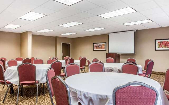 Comfort Suites Morrow - Atlanta South