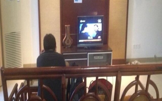 Golden Bay Garden Hotel