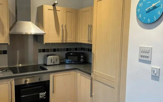 Executive Apartment, Woodford Mill, Witney