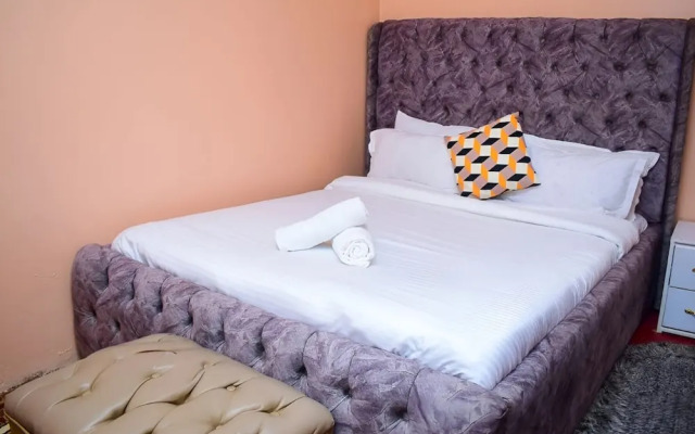Cozy Naivasha Apartment With Mountain Views