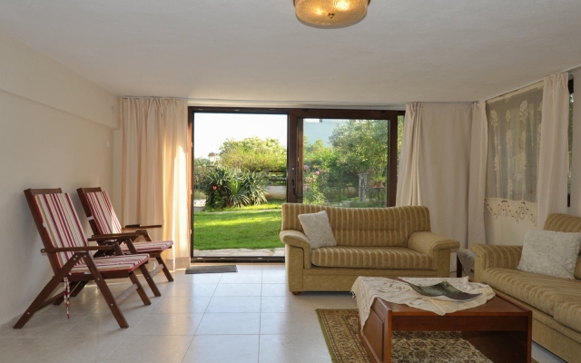 Elizabeth Home - Nea Moudania Halkidiki