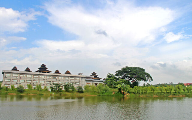 Royal Naypyitaw Hotel