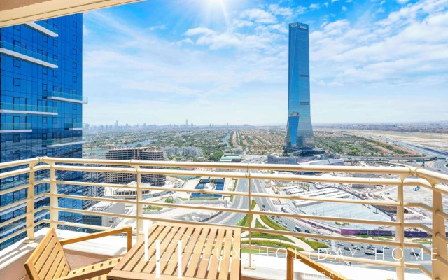 LUX The Icon Tower JLT Suite