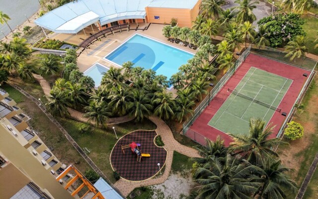 Themed Apartments @ Straits View Villas