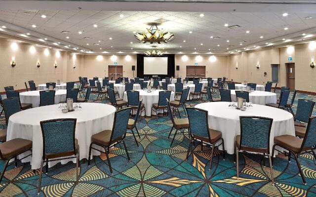 DoubleTree by Hilton Hotel & Conference Centre Regina