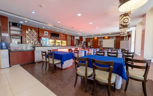 Capital O 176 Bliss Hotel