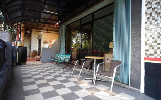 Oyo 2038 Jasmine Guest House Balikpapan