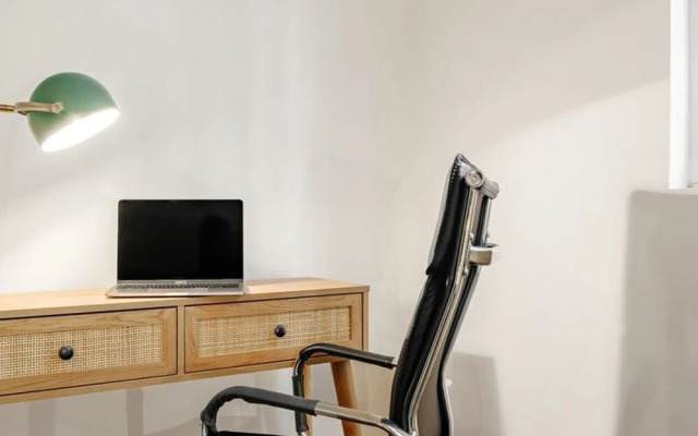 Art Deco Style Condo 2min Walk to Lincoln Park