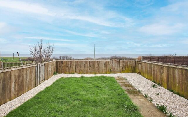 Host Stay Marsden Beach House