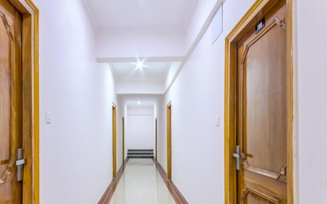 Capital O 82325 Hotel Trishul Grand