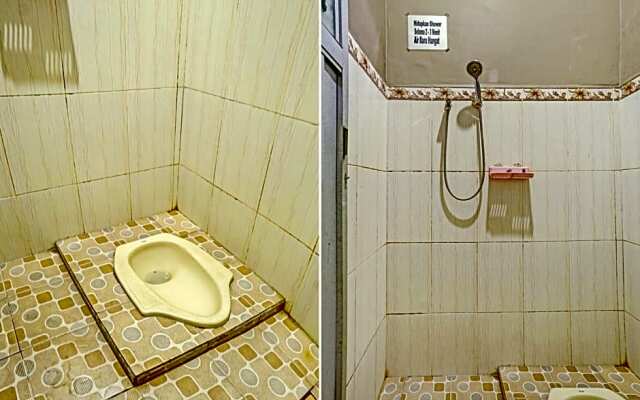 SPOT ON 90664 Adem Ayem Homestay