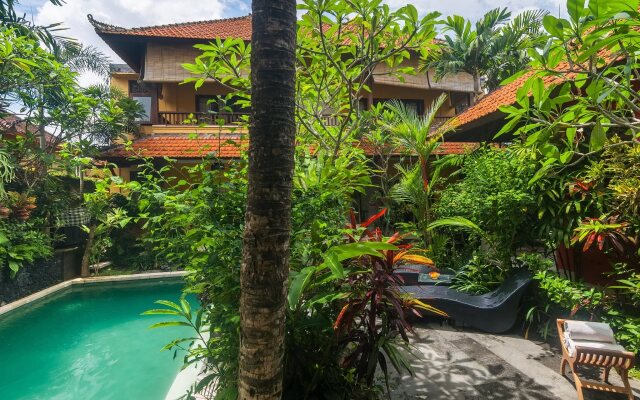 Mawa House by Pramana Villas