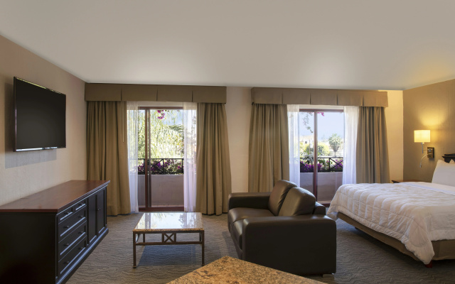 Hilton Garden Inn Tijuana Airport