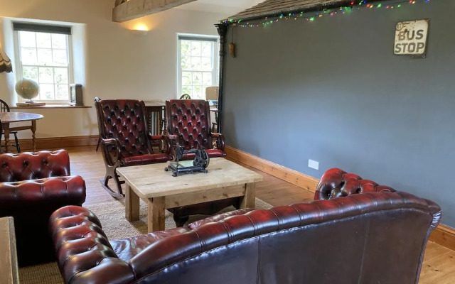 Riverside B & B