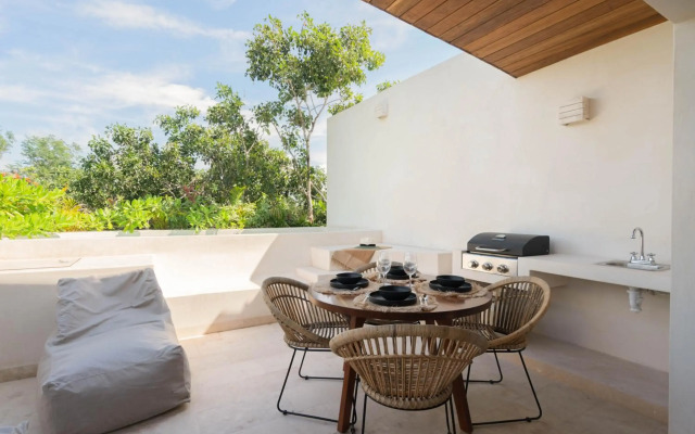 Exclusive 2BR Penthouse & Rooftop Pool, Aldea Zama