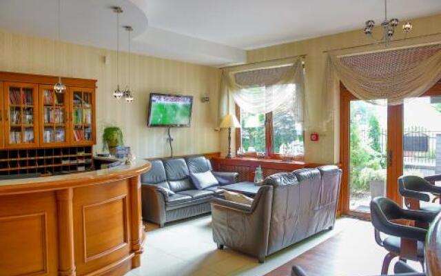 Villa Mariner