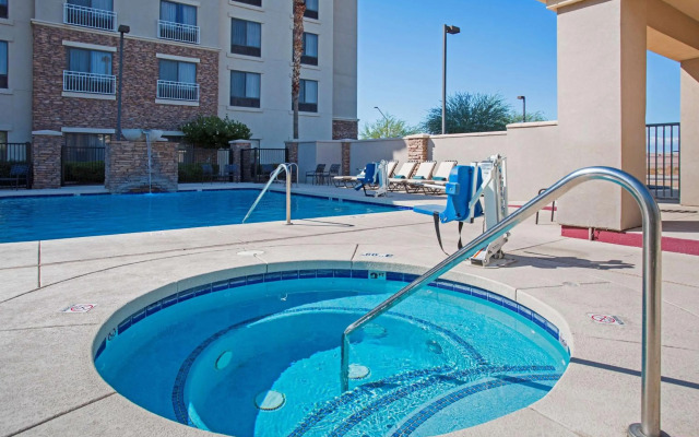 Hilton Garden Inn Avondale