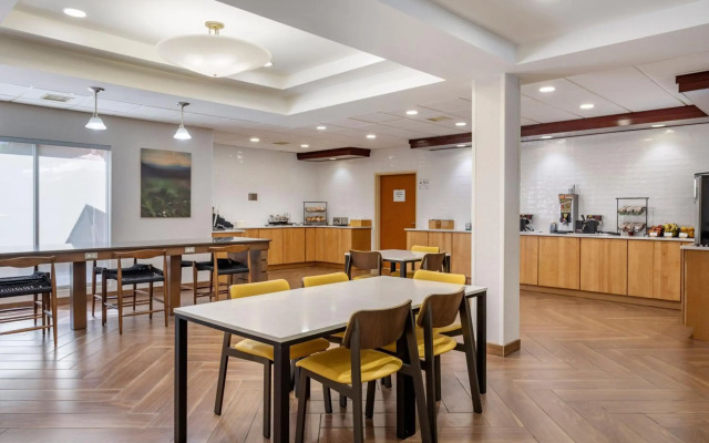Fairfield Inn Suites by Marriott Cherokee