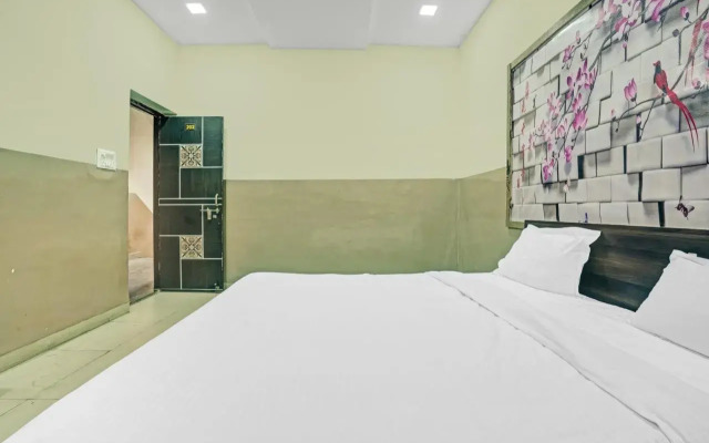 Oyo Flagship 805571 Hotel New Ss Palace.