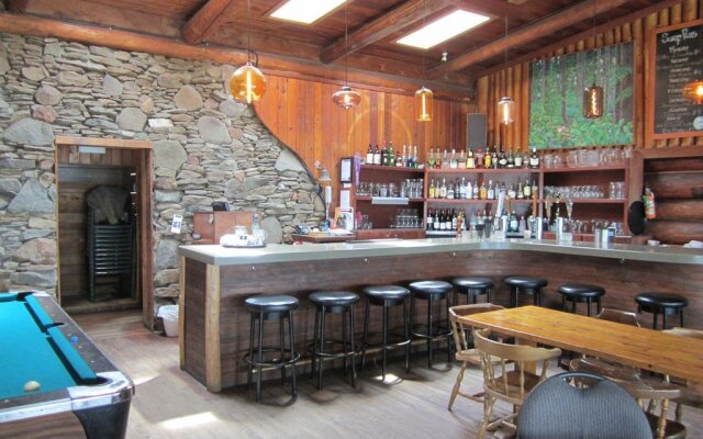 The Surf Lodge and Pub