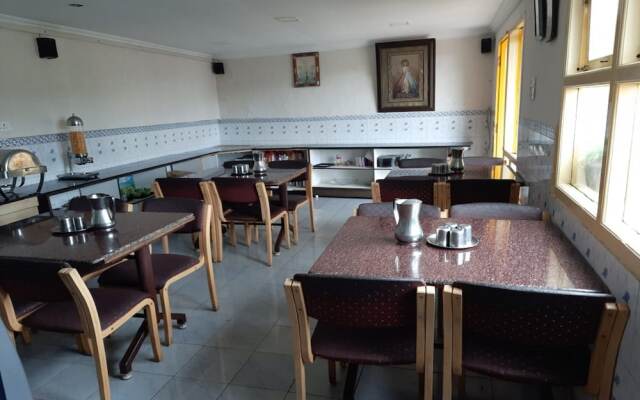 Pine Borough Inn