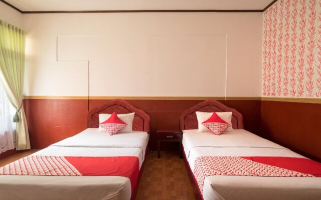 OYO 211 Seruni Guest House