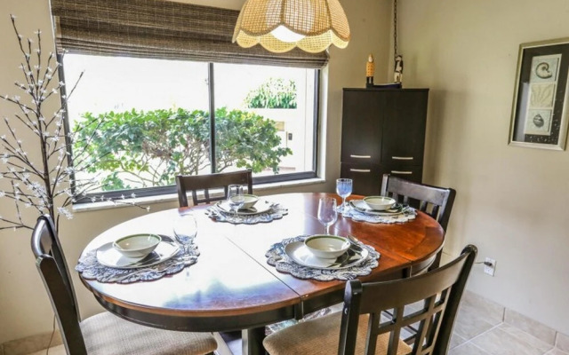 Estero Yacht & Racquet 310