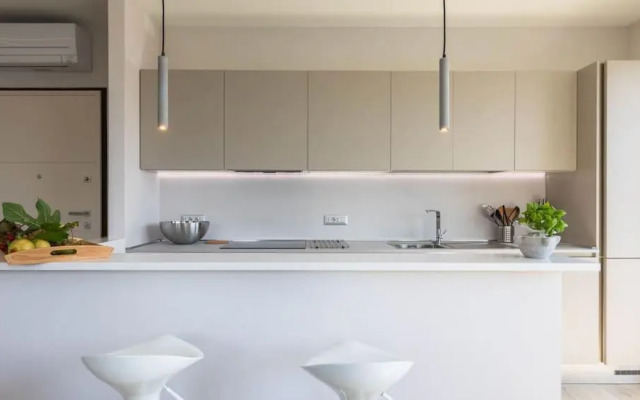 Italianway - Luxury Apartment in Modern Villa 2