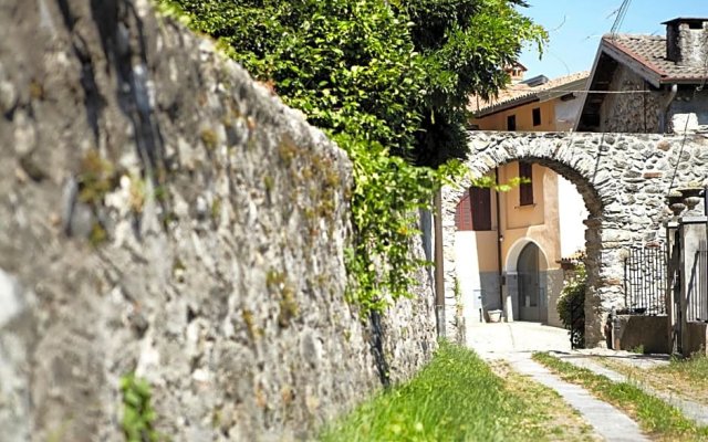 Antico Borgo Sanda Lago Maggiore