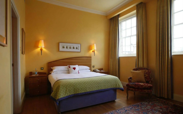 The Angel Hotel