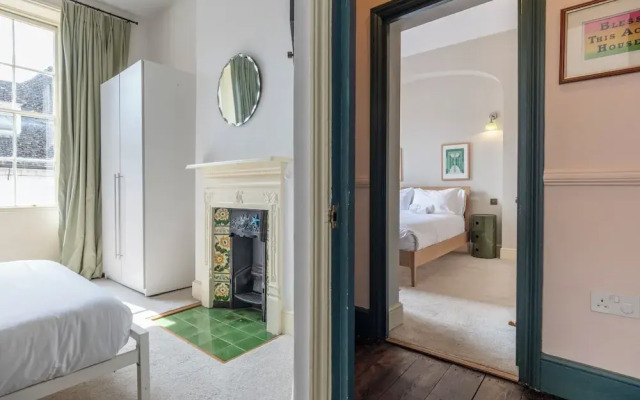 The Emporium - Stylish 2BD in Winchcombe