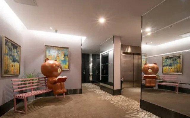 Beijing Blue Fish Wisdom Hotel (Beijing Olympic Sports Center Lishuiqiao South Subway Station)