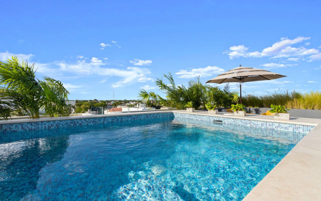 Searena Boutique Condos - Adults Only