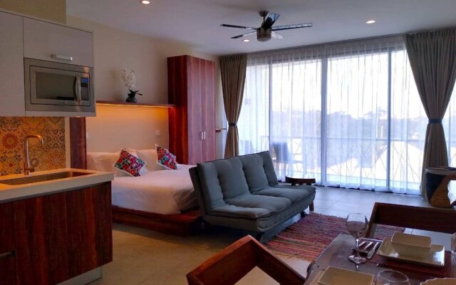 Brand New Studio w/Amazing Pool and Garden