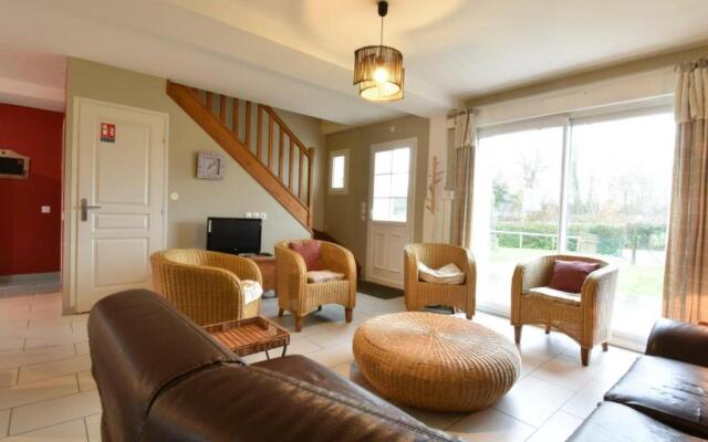 Gîte Belle-et-Houllefort, 5 pièces, 10 personnes - FR-1-376-82