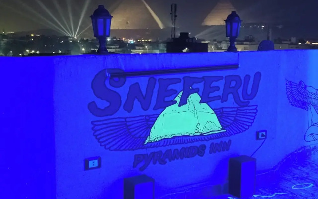 sneferu pyramids inn