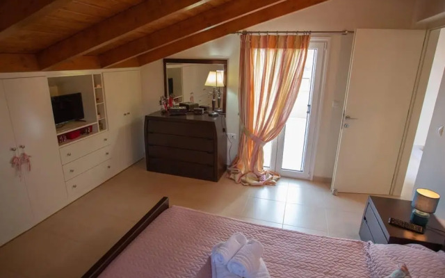 Fou's 3-bed Villa in Nafpaktos
