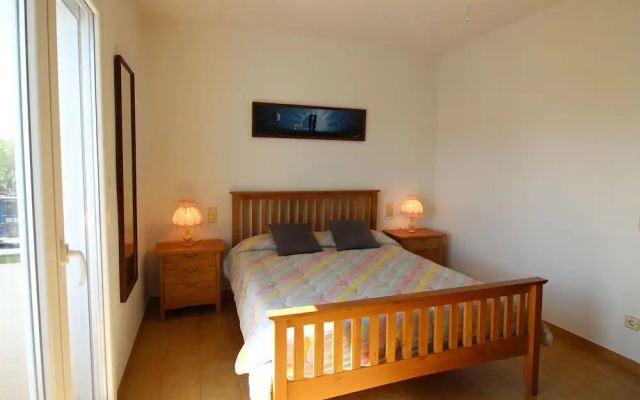 Cozy Holiday Home in Empuriabrava With Terrace and Jetty