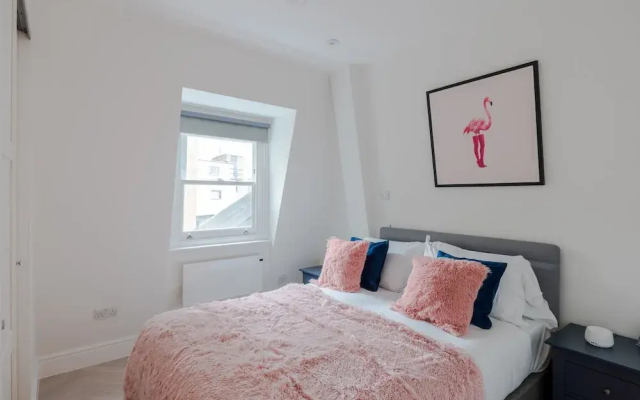 Soul in the City - Fitzrovia - by Frankie Says