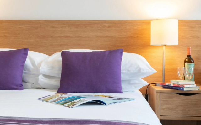 The New Southlands Hotel