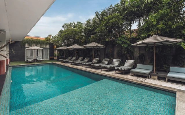 Курортный отель Monolocale Resort & Spa Seminyak by Ini Vie Hospitality