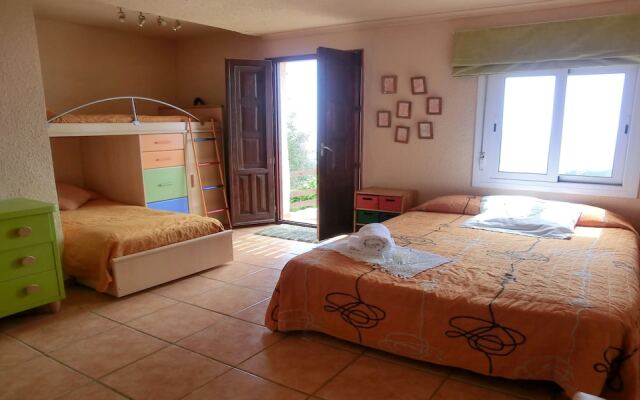 104663 - Villa in Lloret de Mar