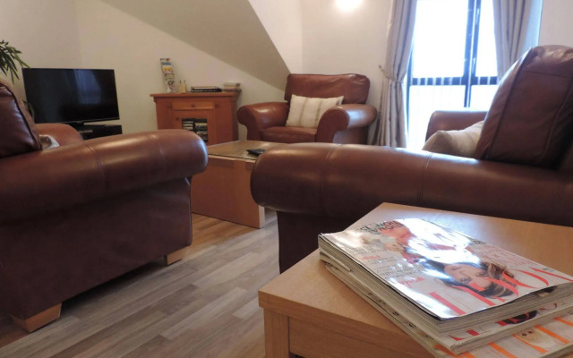Sea Breeze Apartment