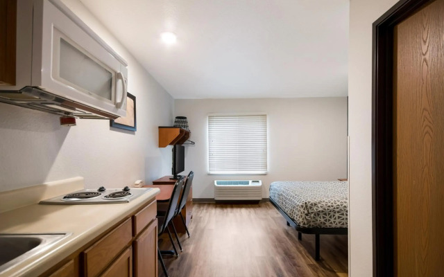 WoodSpring Suites Greenville Central I-85